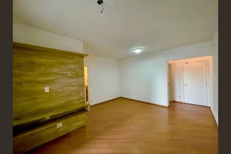 Sala de apartamento para alugar com 3 quartos, 78m² em Vila Augusta, Guarulhos