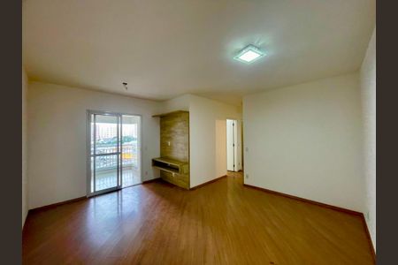 Sala de apartamento para alugar com 3 quartos, 78m² em Vila Augusta, Guarulhos