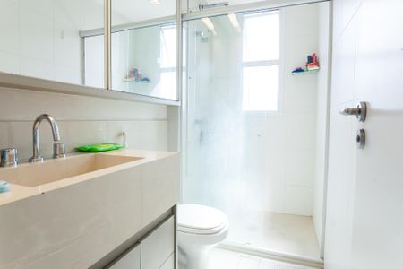 Apartamento à venda com 75m², 2 quartos e 1 vagaBanheiro suite 