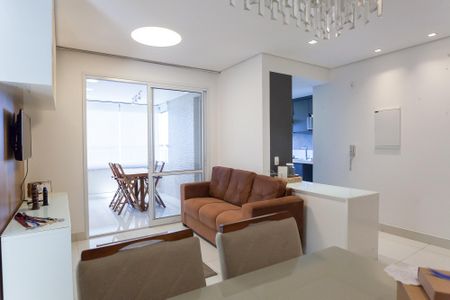 Apartamento à venda com 75m², 2 quartos e 1 vagasala