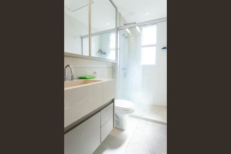 Apartamento à venda com 75m², 2 quartos e 1 vagaBanheiro suite 