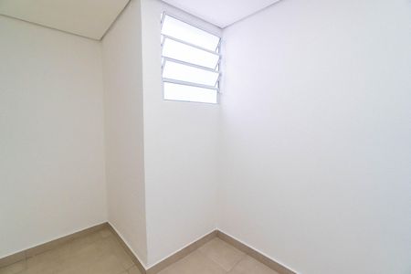 Quarto 2 de apartamento para alugar com 2 quartos, 50m² em Vila Fachini, São Paulo