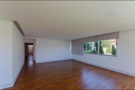 Apartamento à venda com 182m², 3 quartos e 1 vaga Apartamento à venda com 182m², 3 quartos e 1 vagaSala