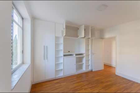 Apartamento à venda com 182m², 3 quartos e 1 vaga Apartamento à venda com 182m², 3 quartos e 1 vagaQuarto 2