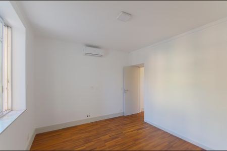 Apartamento à venda com 182m², 3 quartos e 1 vaga Apartamento à venda com 182m², 3 quartos e 1 vagaQuarto 3