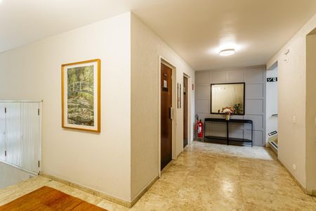 Apartamento à venda com 105m², 3 quartos e 1 vagaHall social