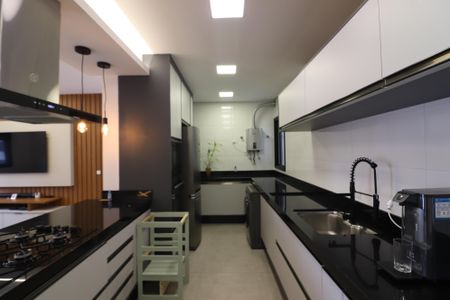 Apartamento à venda com 73m², 2 quartos e 2 vagasCozinha e Área de Serviço