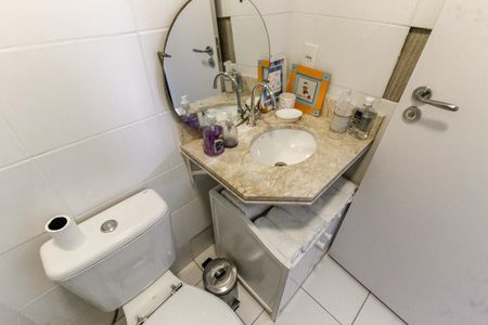 Apartamento à venda com 59m², 2 quartos e 1 vagaBanheiro