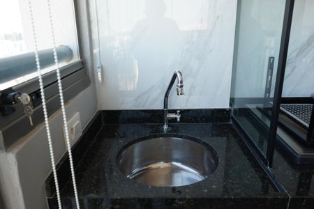 Apartamento para alugar com 68m², 2 quartos e 1 vagaSacada