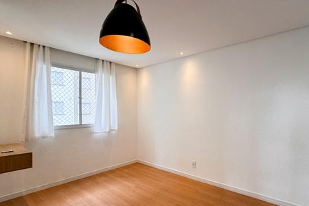 Sala de apartamento para alugar com 2 quartos, 38m² em Parque Bristol, São Bernardo do Campo