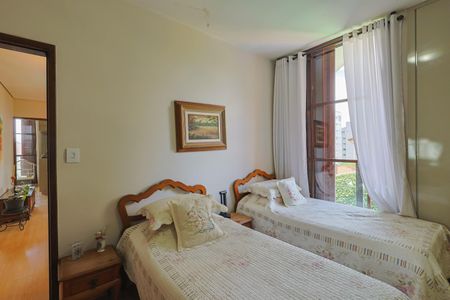 Apartamento à venda com 300m², 3 quartos e 3 vagasQuarto 3 - Suíte