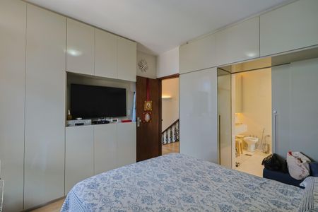 Apartamento à venda com 300m², 3 quartos e 3 vagasQuarto 2 - Suíte
