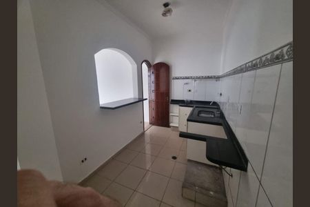 Casa à venda com 3 quartos, 118m² em Vila Santo Estevão, São Paulo