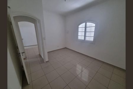 Casa à venda com 3 quartos, 118m² em Vila Santo Estevão, São Paulo