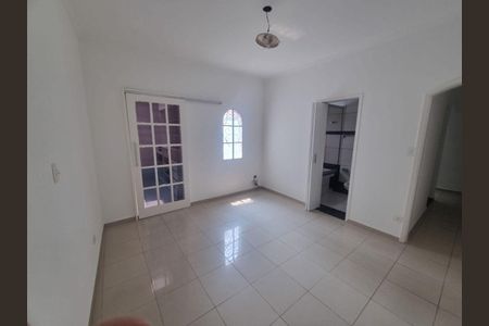 Casa à venda com 3 quartos, 118m² em Vila Santo Estevão, São Paulo
