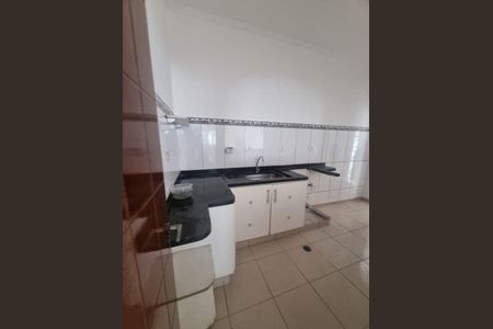 Casa à venda com 3 quartos, 118m² em Vila Santo Estevão, São Paulo