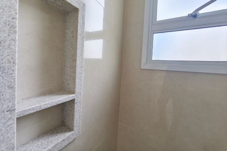 Apartamento à venda com 90m², 2 quartos e 3 vagasBanheiro Social