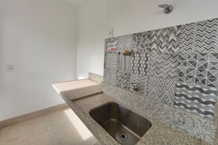 Apartamento à venda com 90m², 2 quartos e 3 vagasCozinha e Área de Serviço