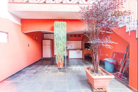Casa à venda com 279m², 3 quartos e 3 vagasQuintal 