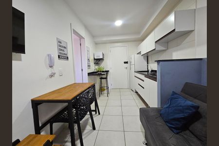 Studio para alugar com 28m², 1 quarto e sem vagaSala/Cozinha
