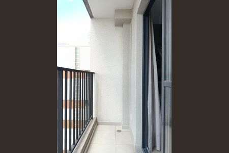 Varanda de kitnet/studio para alugar com 1 quarto, 26m² em Pinheiros, São Paulo