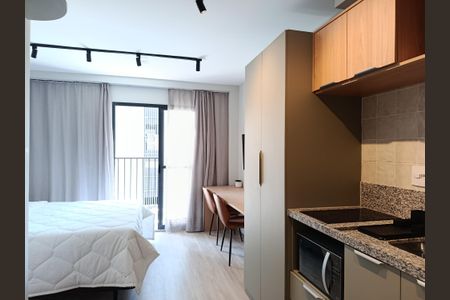 Estúdio de kitnet/studio para alugar com 1 quarto, 28m² em Pinheiros, São Paulo