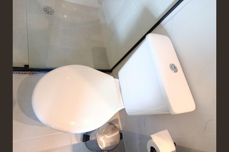 Studio para alugar com 28m², 1 quarto e sem vaga Studio para alugar com 28m², 1 quarto e sem vagaBanheiro