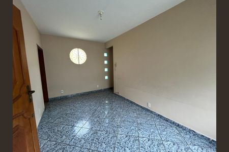 Sala de casa para alugar com 2 quartos, 79m² em Piedade, Rio de Janeiro