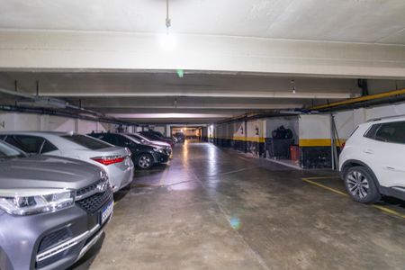 Apartamento à venda com 116m², 3 quartos e 1 vaga Apartamento à venda com 116m², 3 quartos e 1 vagaGaragem