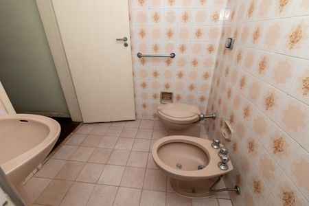 Apartamento à venda com 116m², 3 quartos e 1 vaga Apartamento à venda com 116m², 3 quartos e 1 vagaBanheiro da Suíte