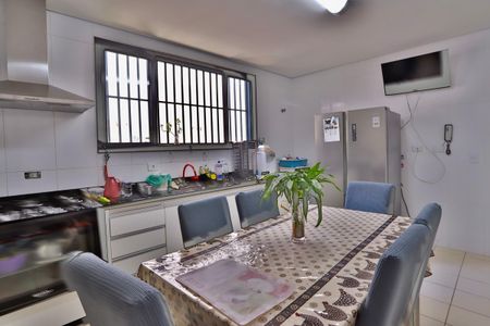 Casa para alugar com 130m², 2 quartos e 1 vagaCozinha