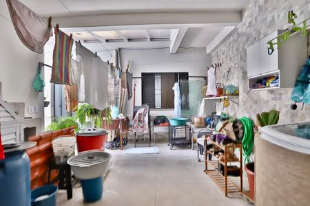 Casa para alugar com 130m², 2 quartos e 1 vagaQuintal