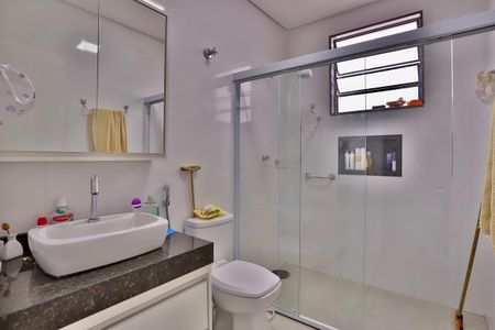 Casa para alugar com 130m², 2 quartos e 1 vagaBanheiro