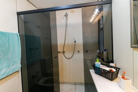 Apartamento à venda com 133m², 3 quartos e 2 vagasBanheiro Corredor - chuveiro