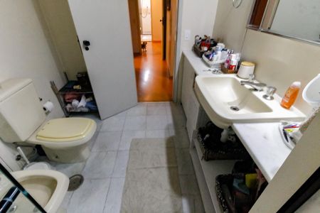 Apartamento à venda com 133m², 3 quartos e 2 vagasBanheiro da Suíte