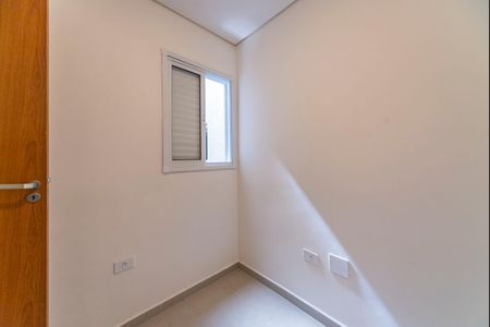 Quarto 1 de apartamento para alugar com 2 quartos, 57m² em Jardim Santo Antônio, Santo André