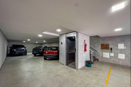 Apartamento para alugar com 57m², 2 quartos e 1 vaga Apartamento para alugar com 57m², 2 quartos e 1 vagaGaragem