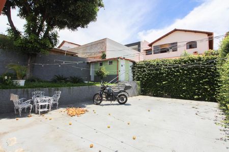 Casa para alugar com 360m², 3 quartos e 3 vagasGaragem