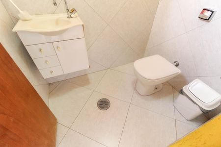 Casa para alugar com 230m², 3 quartos e 3 vagasBanheiro Área gourmet