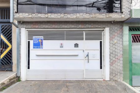 Casa para alugar com 230m², 3 quartos e 3 vagasFachada