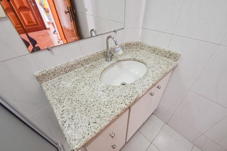 Banheiro de apartamento à venda com 1 quarto, 63m² em Liberdade, São Paulo