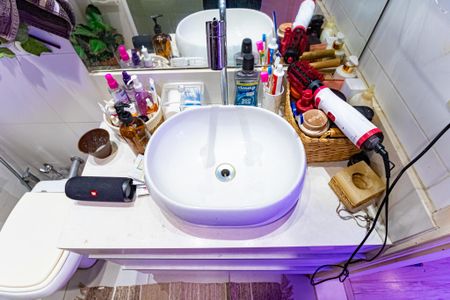 Apartamento à venda com 80m², 2 quartos e 1 vaga Apartamento à venda com 80m², 2 quartos e 1 vagaBanheiro da Suíte