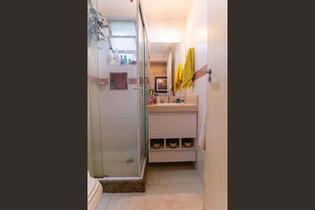 Apartamento à venda com 80m², 2 quartos e 1 vaga Apartamento à venda com 80m², 2 quartos e 1 vagaBanheiro Social