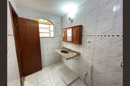 Casa para alugar com 85m², 2 quartos e sem vagaBanheiro