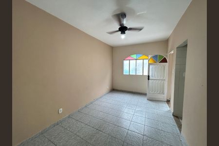 Casa para alugar com 85m², 2 quartos e sem vagaSala