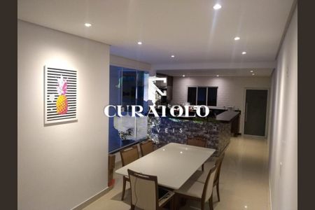 Casa à venda com 3 quartos, 310m² em Jardim Ipanema (Cidade Lider), São Paulo