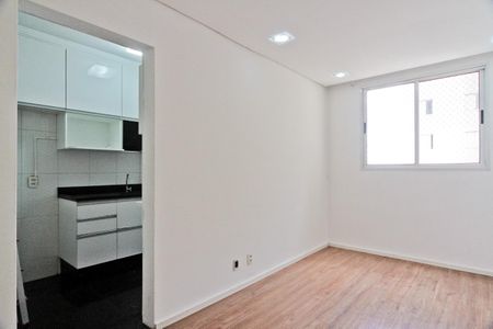 Sala de apartamento para alugar com 2 quartos, 46m² em Jardim Iris, São Paulo