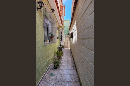 Casa à venda com 157m², 5 quartos e 1 vagaQuintal