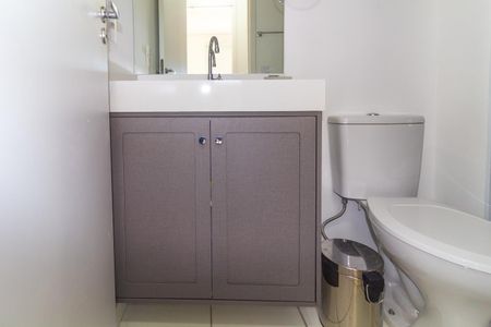 Apartamento para alugar com 34m², 2 quartos e sem vagaBanheiro