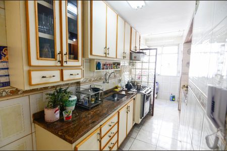 Apartamento à venda com 70m², 2 quartos e 1 vaga Apartamento à venda com 70m², 2 quartos e 1 vagaCozinha